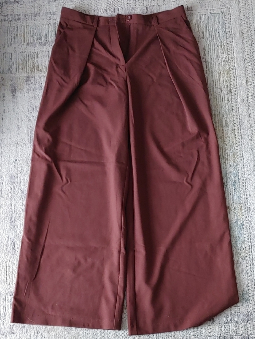 NWT Dynamite Chocolate Pleated Wide-Leg Trousers
